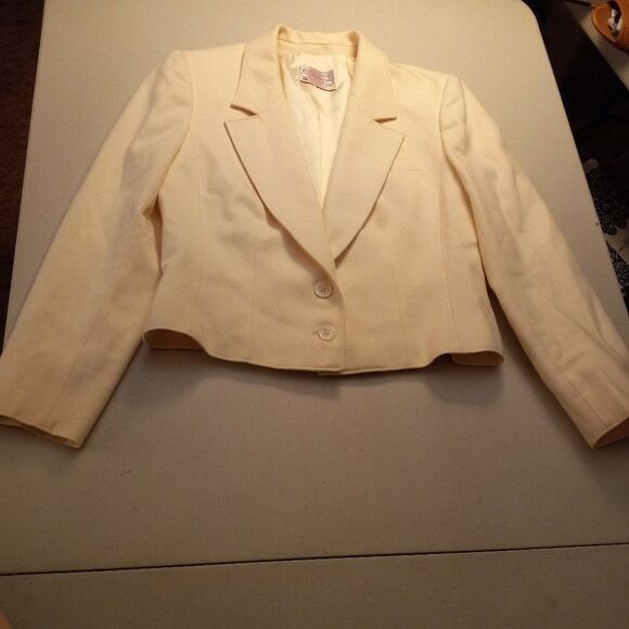Petite Pendleton Cream colored Jacket - Picture 1 of 8